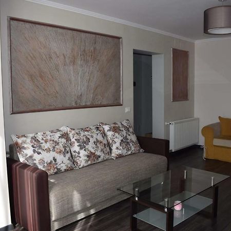 דירות Făgăraş Apartament Antonia מראה חיצוני תמונה